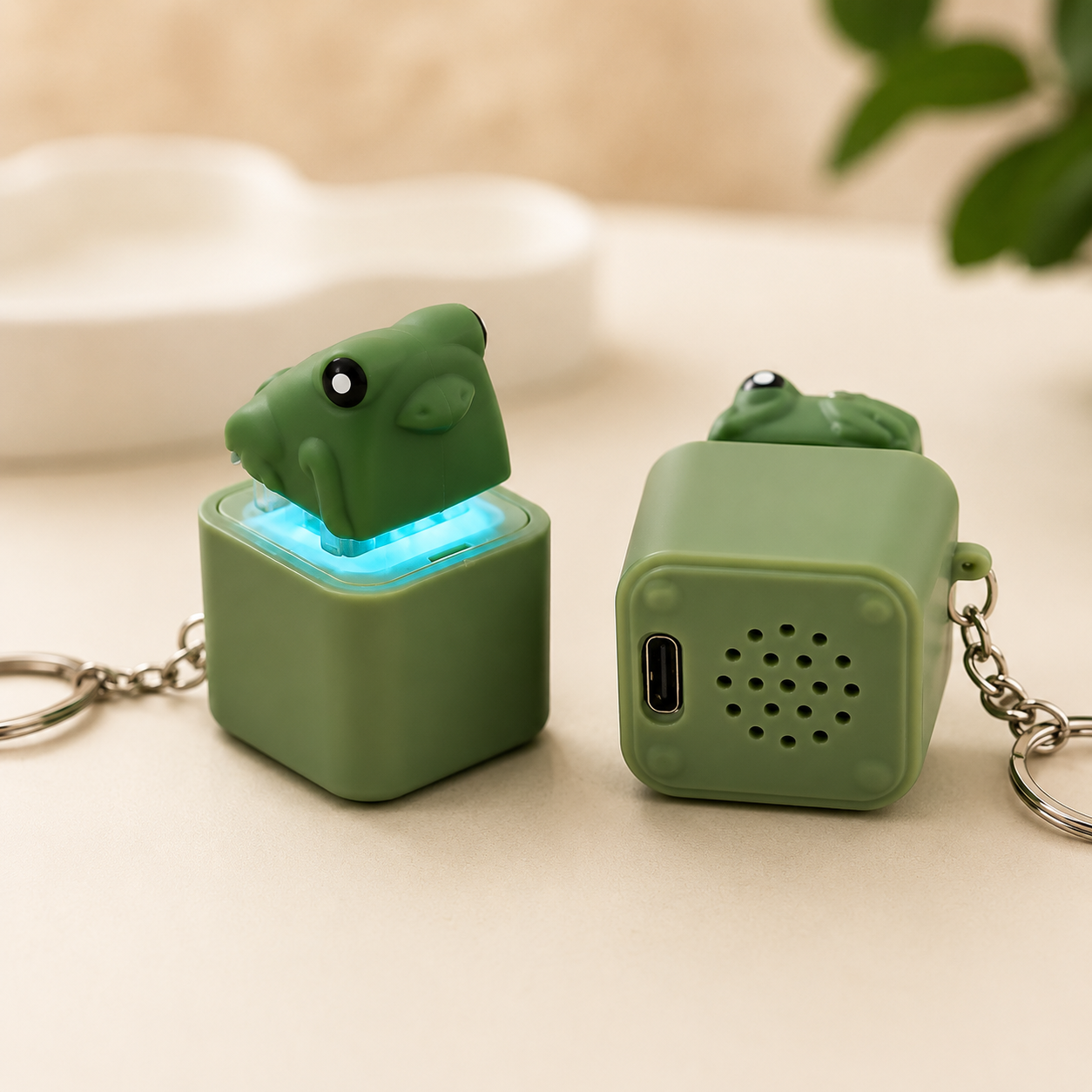 Fidglee The Croaking Frog Keychain